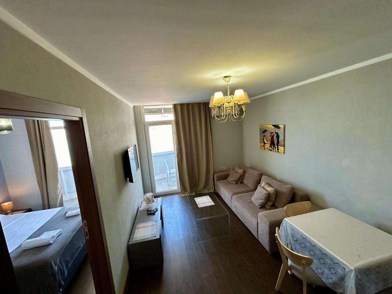 Orbi Residence Lux Batoumi Extérieur photo